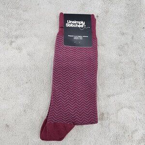 Unsimply Stitched Socks Mens Size 8-12 Red Crew *NWT*